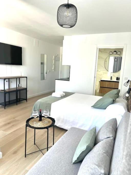 Luxury Views Downtown Apartment Аликанте Екстериор снимка