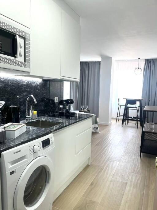 Luxury Views Downtown Apartment Аликанте Екстериор снимка